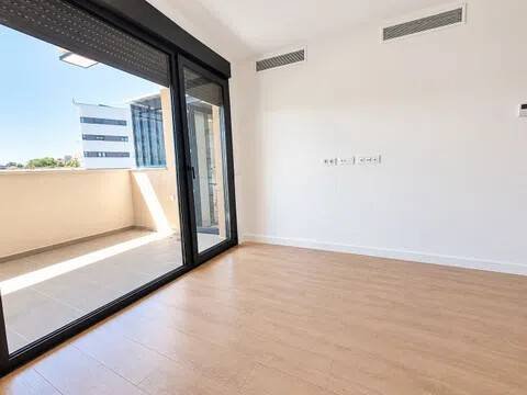 Piso de 98 m² en Tomares