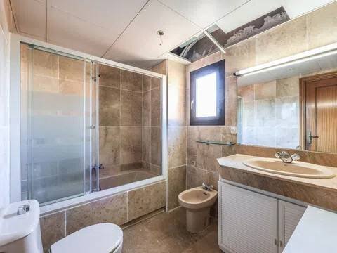 Wohnung 217 m² in Madrid