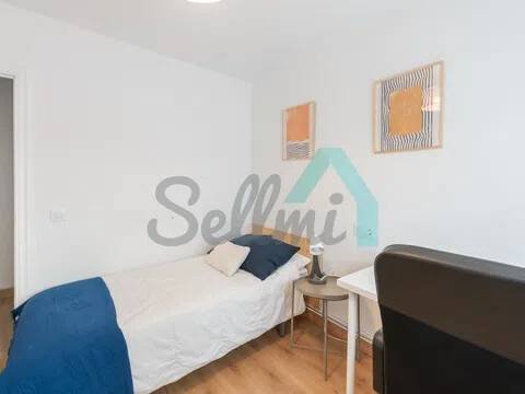 Piso de 93 m² en Oviedo