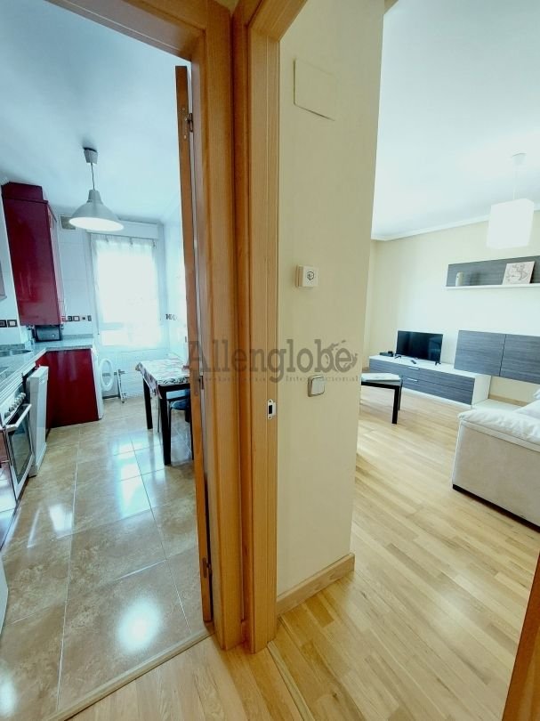 Piso de 58 m² en Oviedo