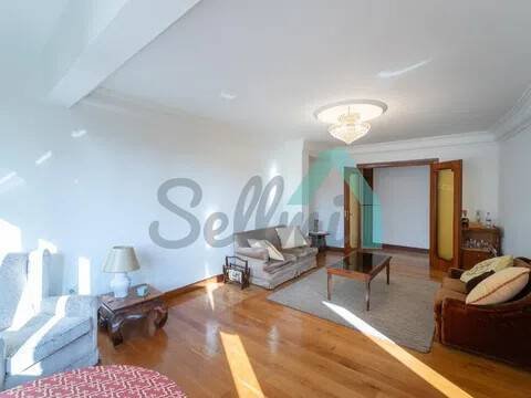 Piso de 212 m² en Oviedo