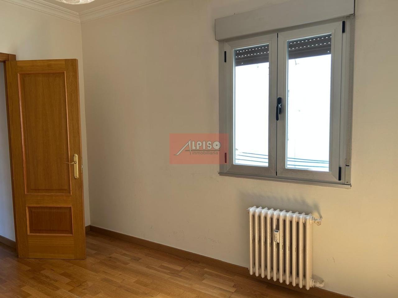 Piso de 81 m² en Ourense