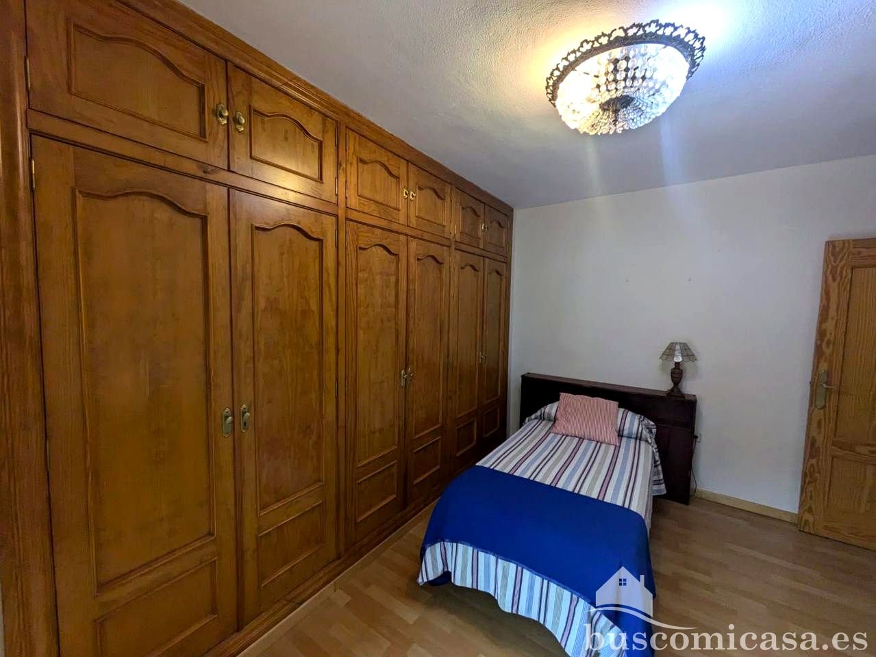 Habitació de lloguer, Linares