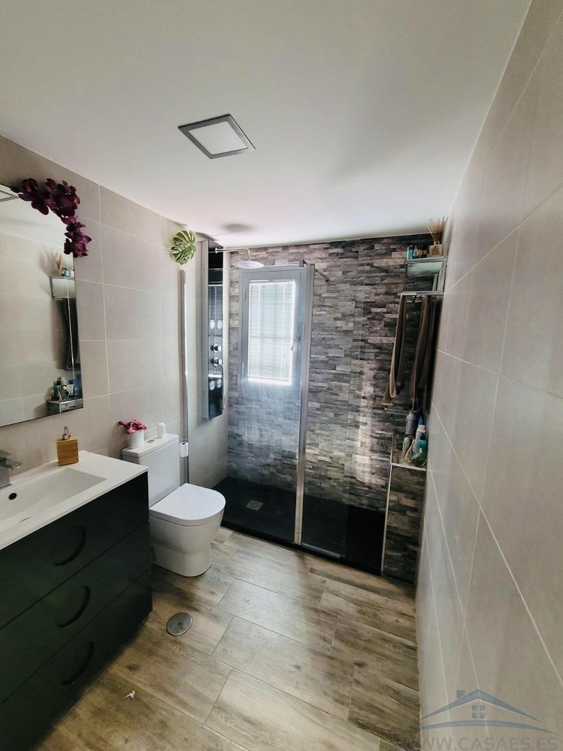 Piso de 130 m² en Roquetas de Mar