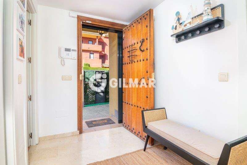 Casa de 250 m² a Estepona