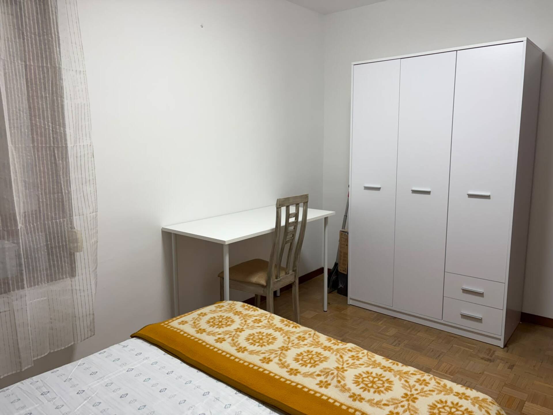 Habitación 97 m², Oviedo