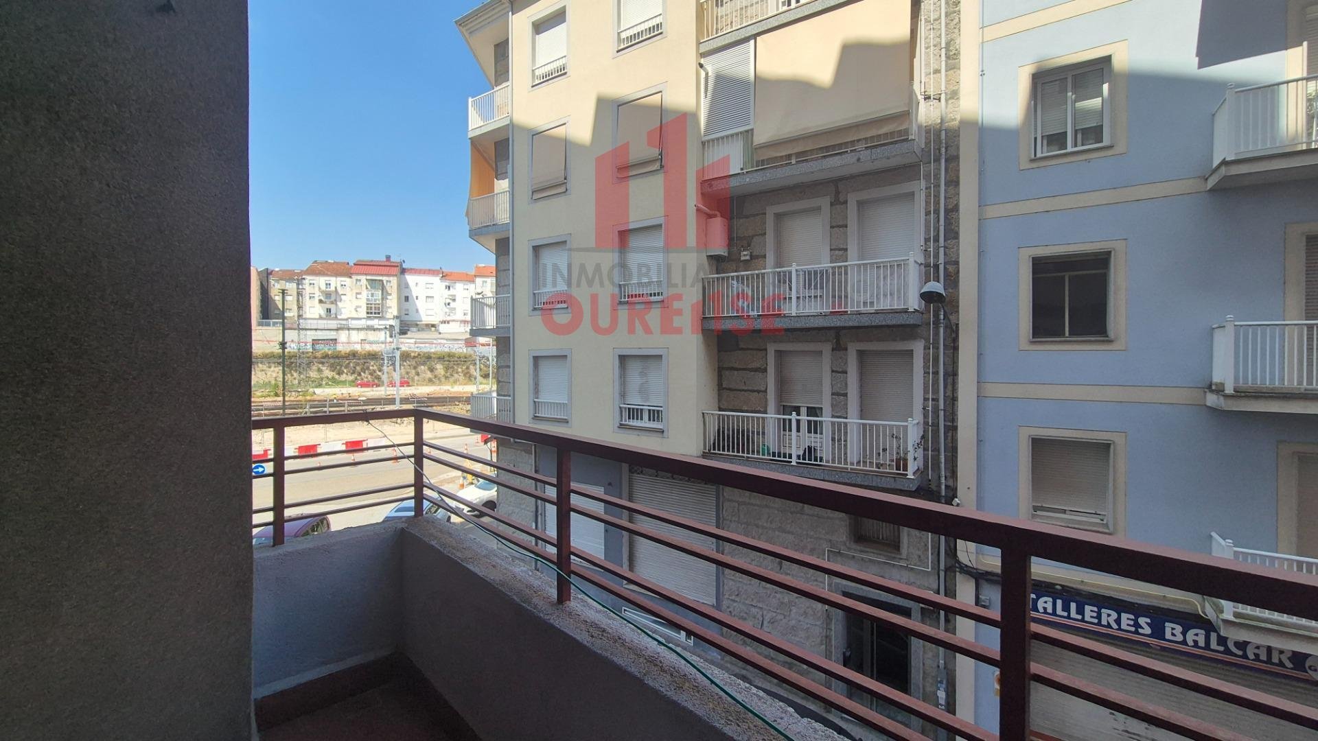 Piso de 95 m² en Ourense