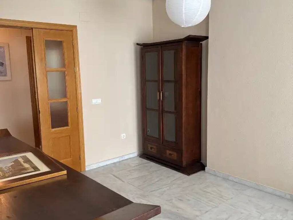 Piso de 140 m² en Sevilla