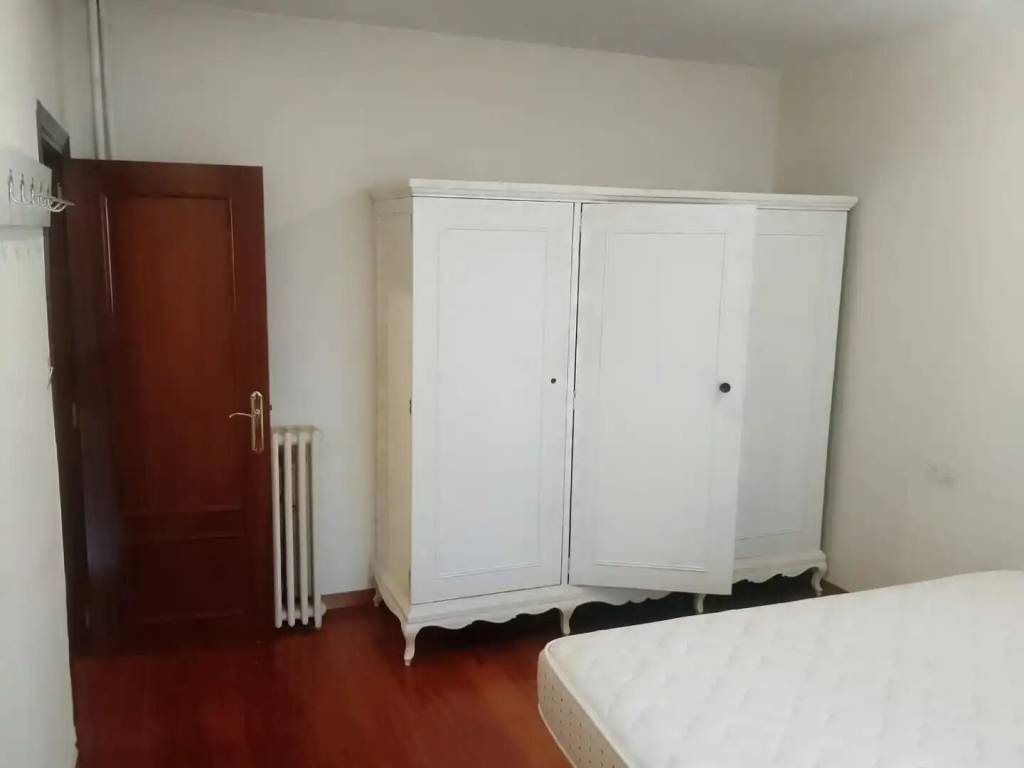 Piso de 160 m² en Oviedo