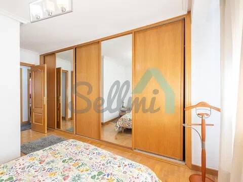 Piso de 98 m² en Oviedo