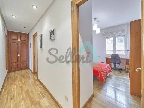 Piso de 106 m² en Oviedo