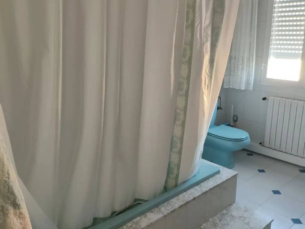 Piso de 100 m² en Ribeira
