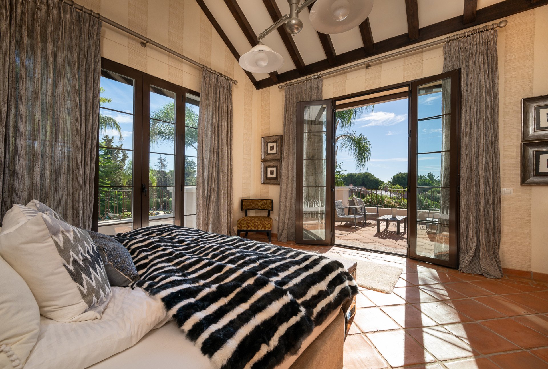 Casa de 907 m² en Marbella