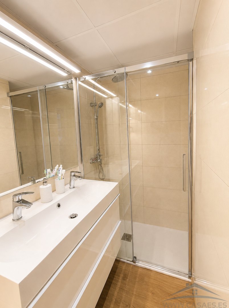 Piso de 100 m² en Roquetas de Mar