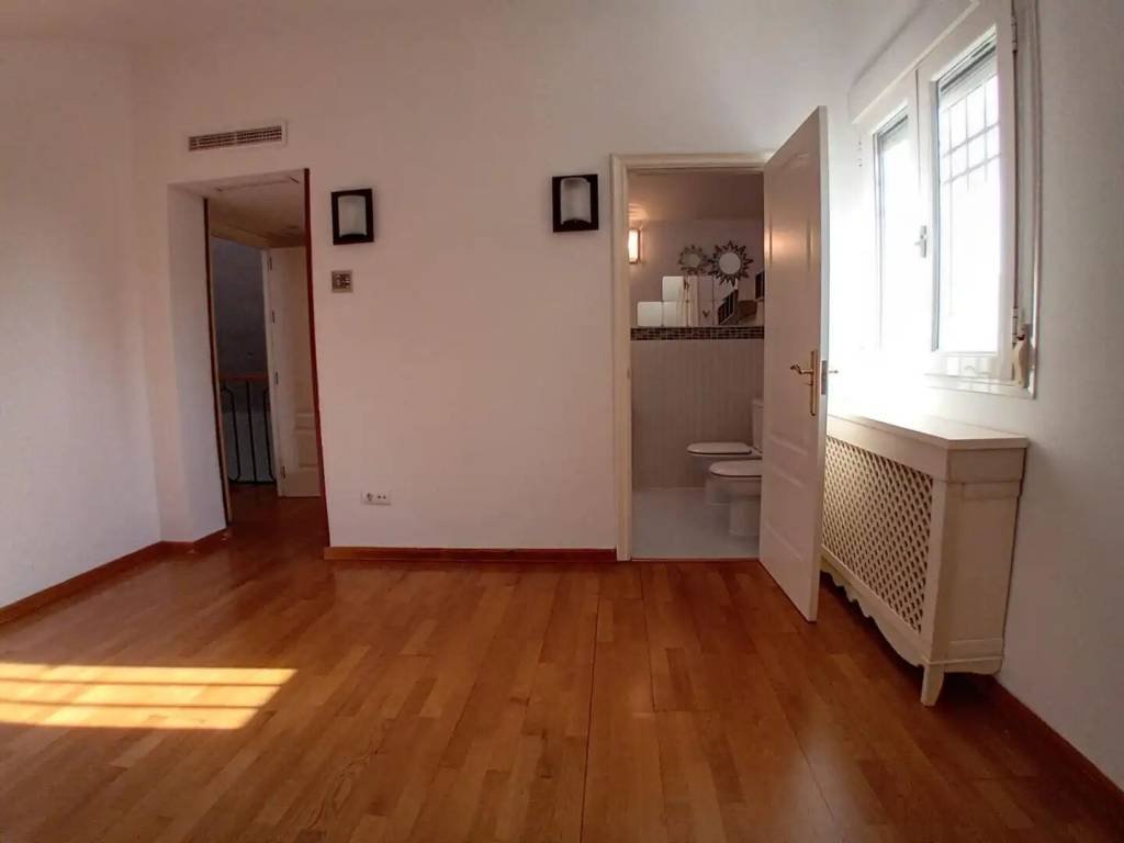 Casa de 428 m² a Còrdova