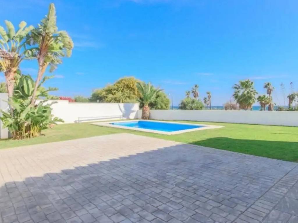 Casa de 168 m² a Estepona