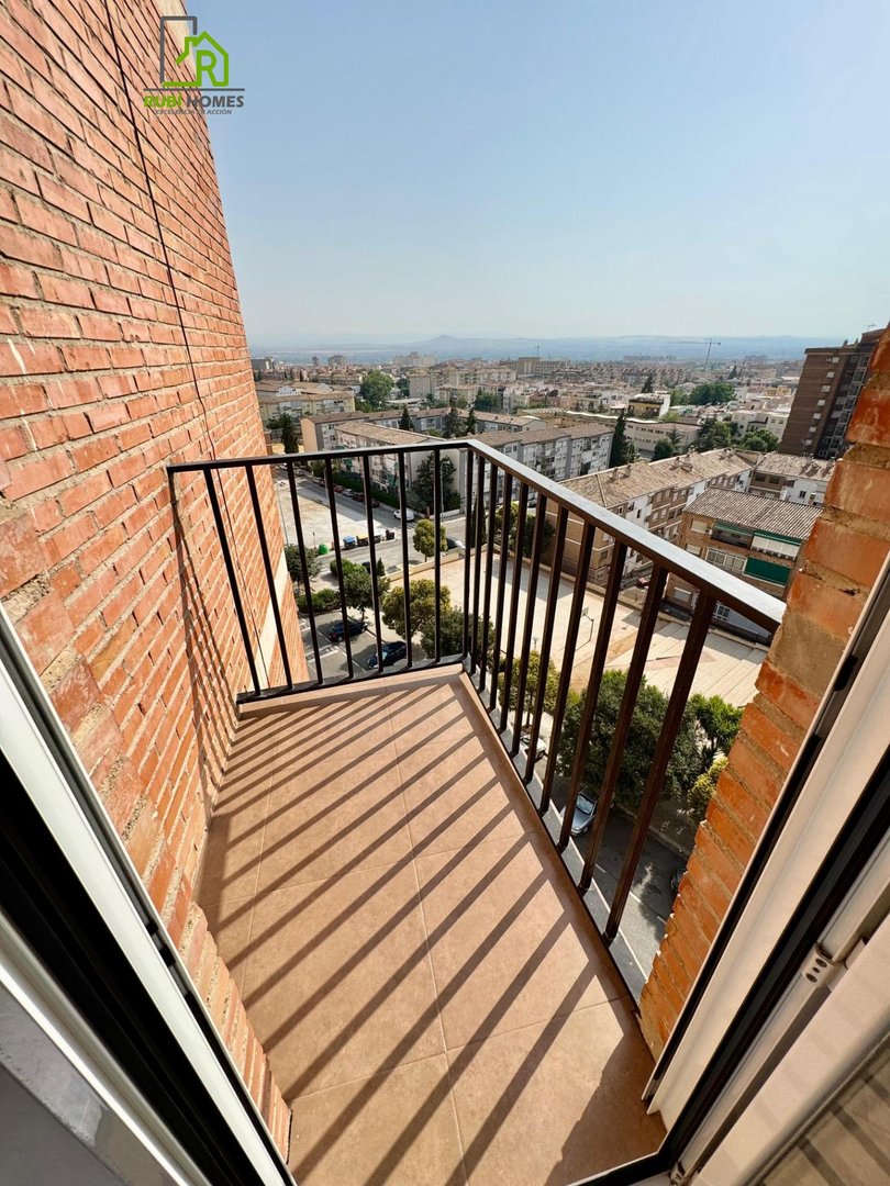 Piso de 106 m² en Granada