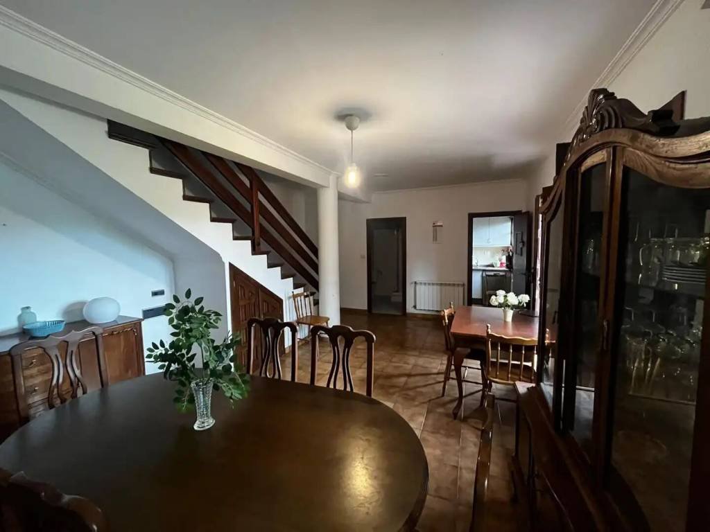Casa de 180 m² a San Cibrao das Viñas