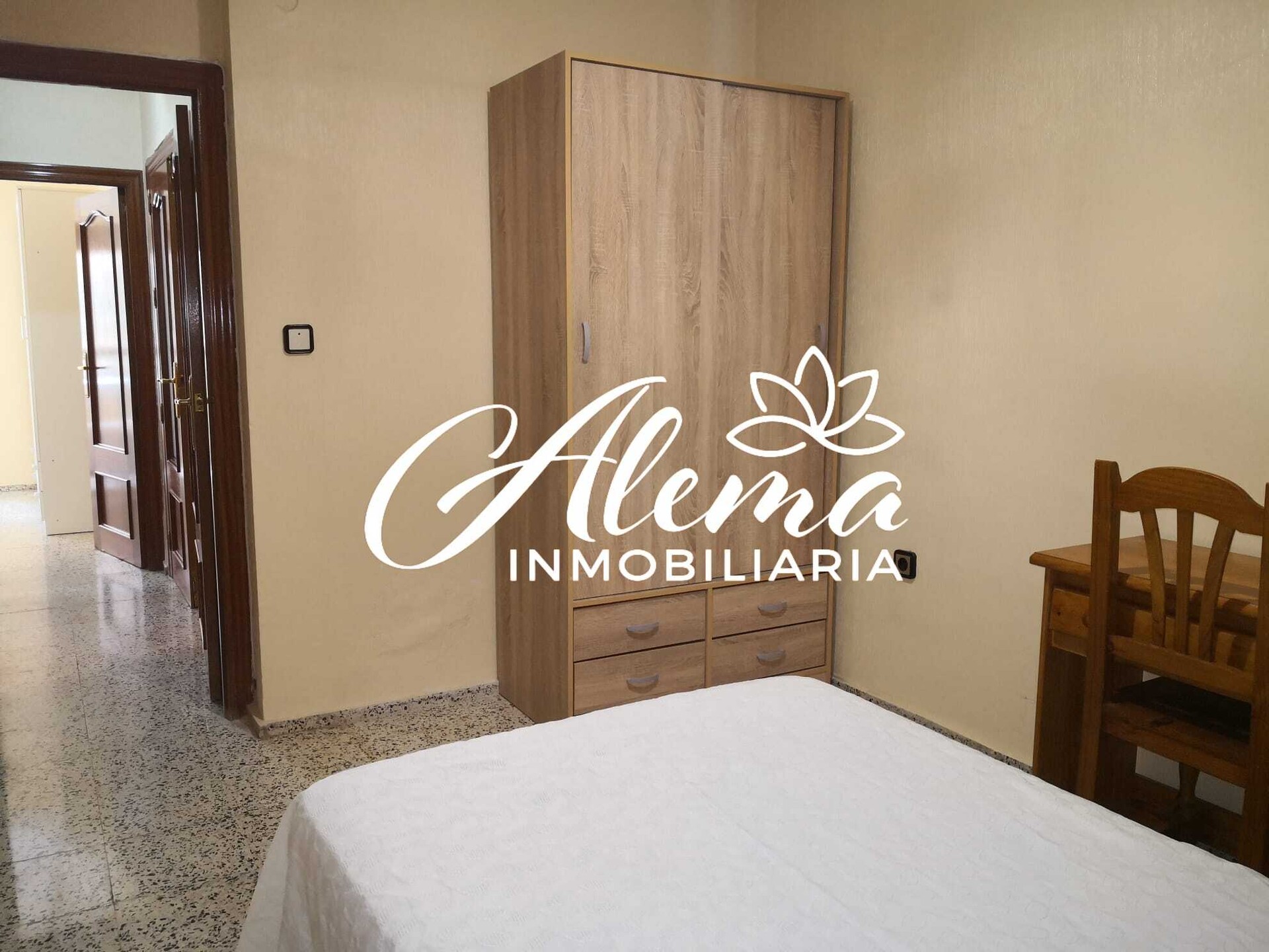 Piso de 90 m² en Córdoba