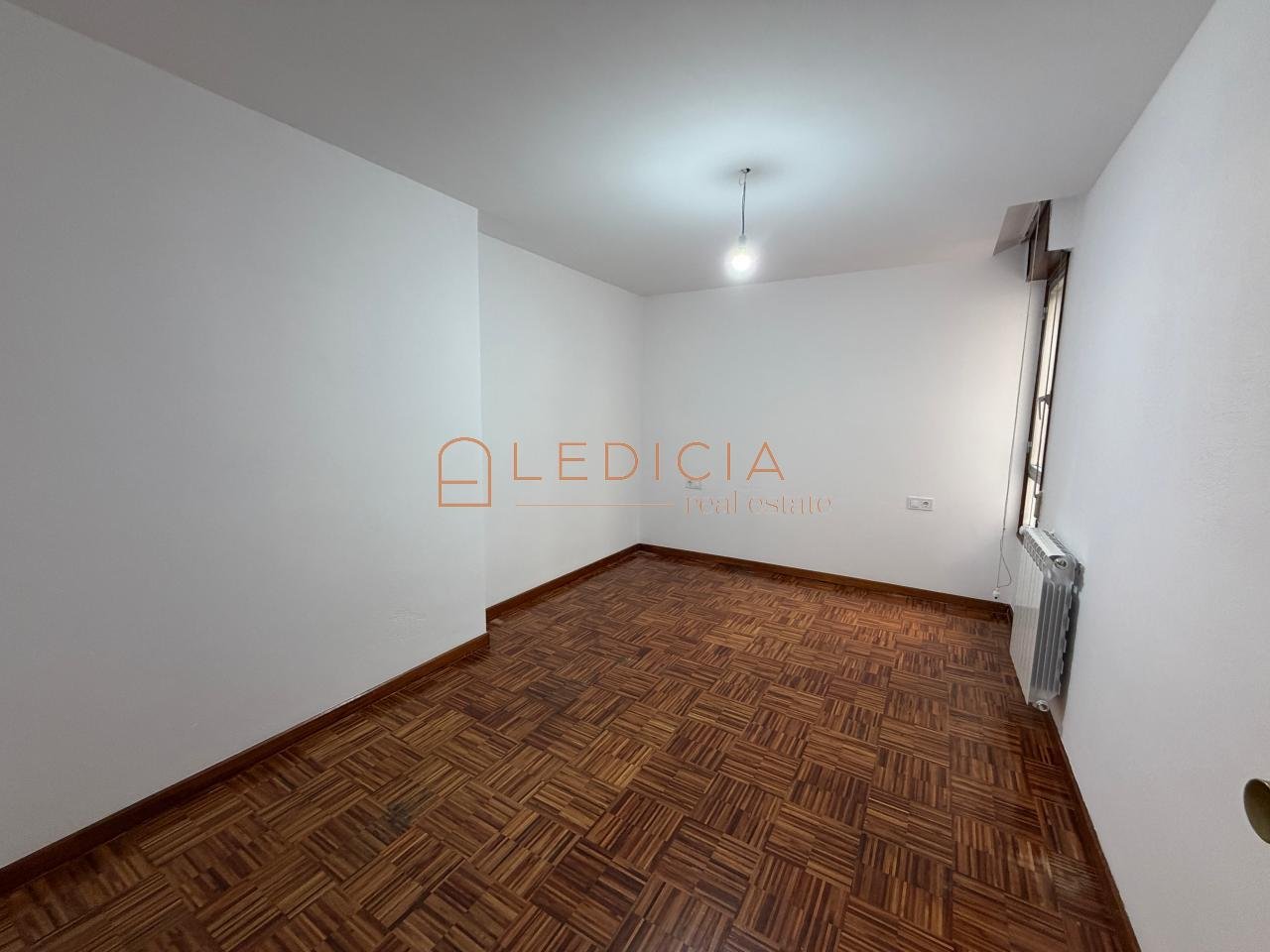 Piso de 90 m² en Vigo