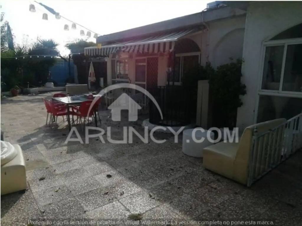Casa de 250 m² en Alcalá de Guadaíra
