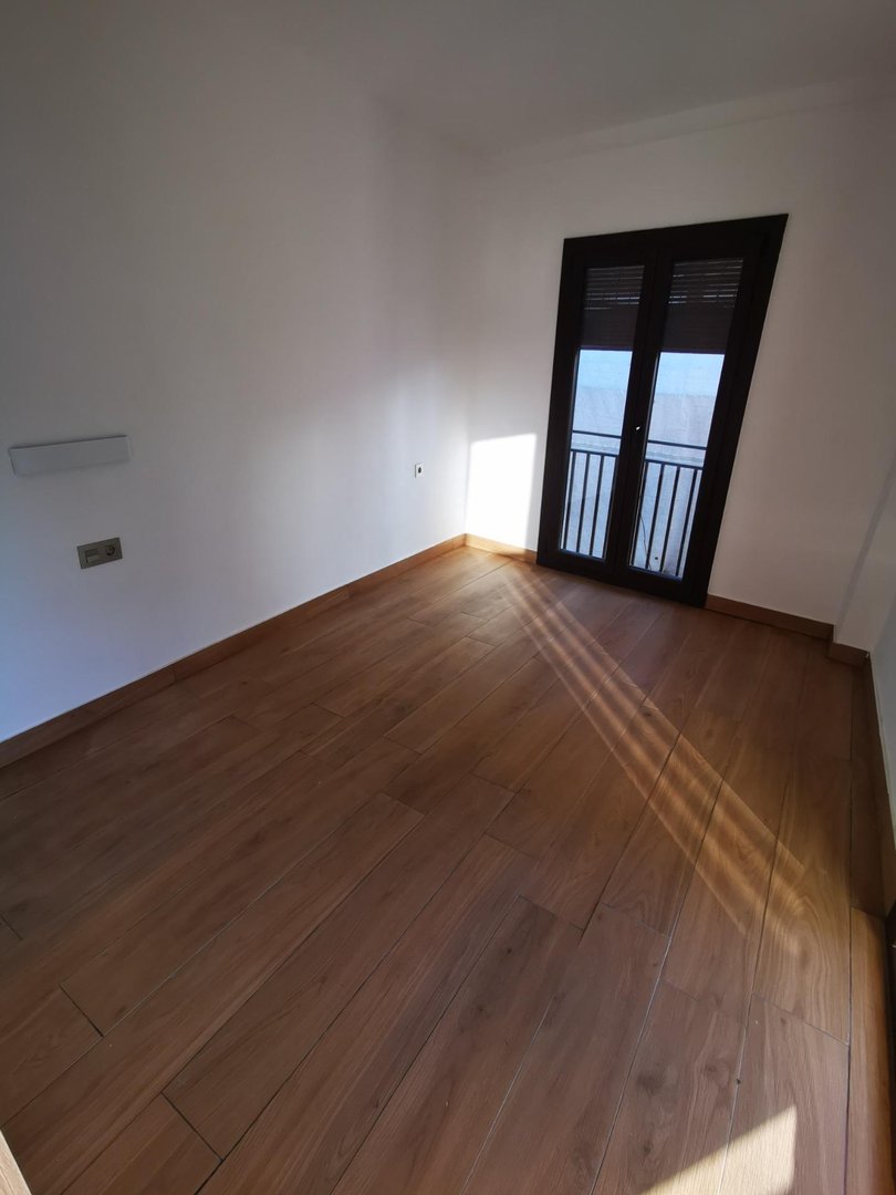 Piso de 80 m² en Granada