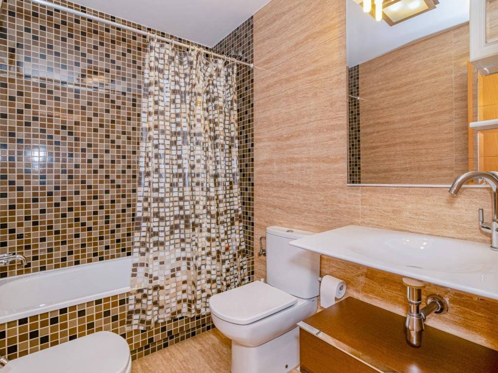 Piso de 115 m² en Granada