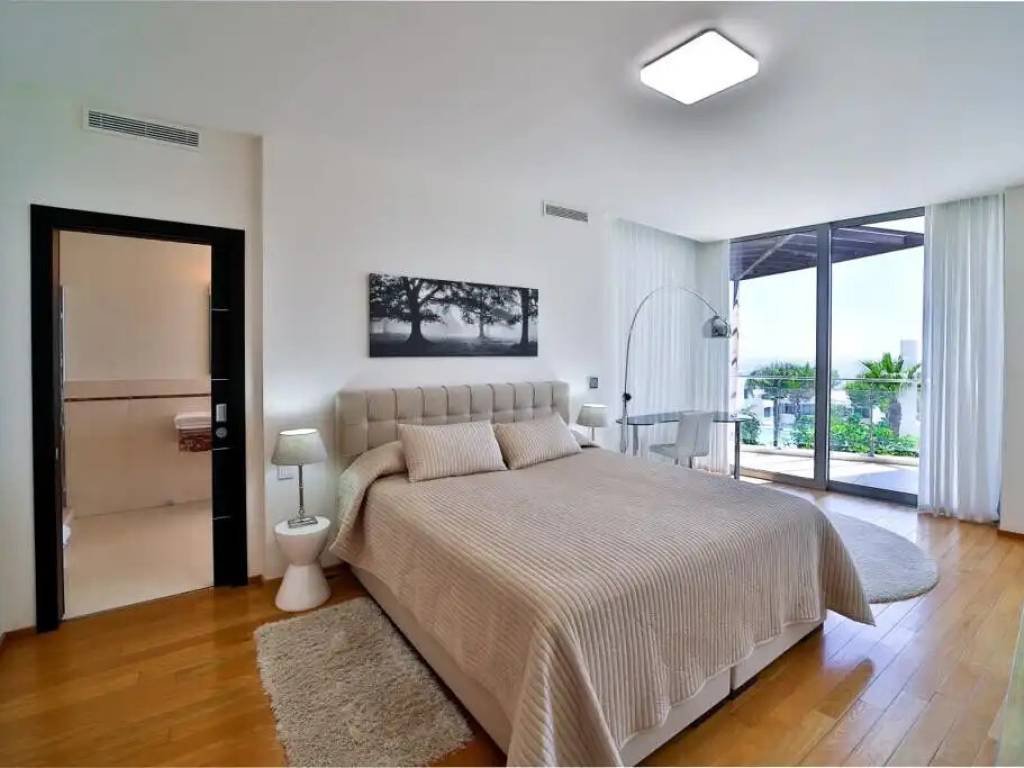 Casa de 856 m² en Marbella