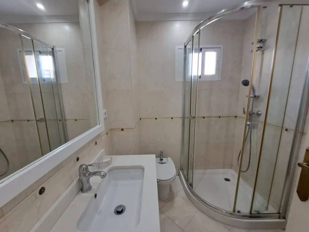 Piso de 65 m² en Benalmádena