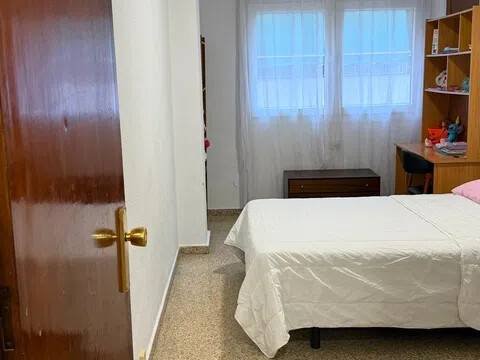 Piso de 120 m² en Granada