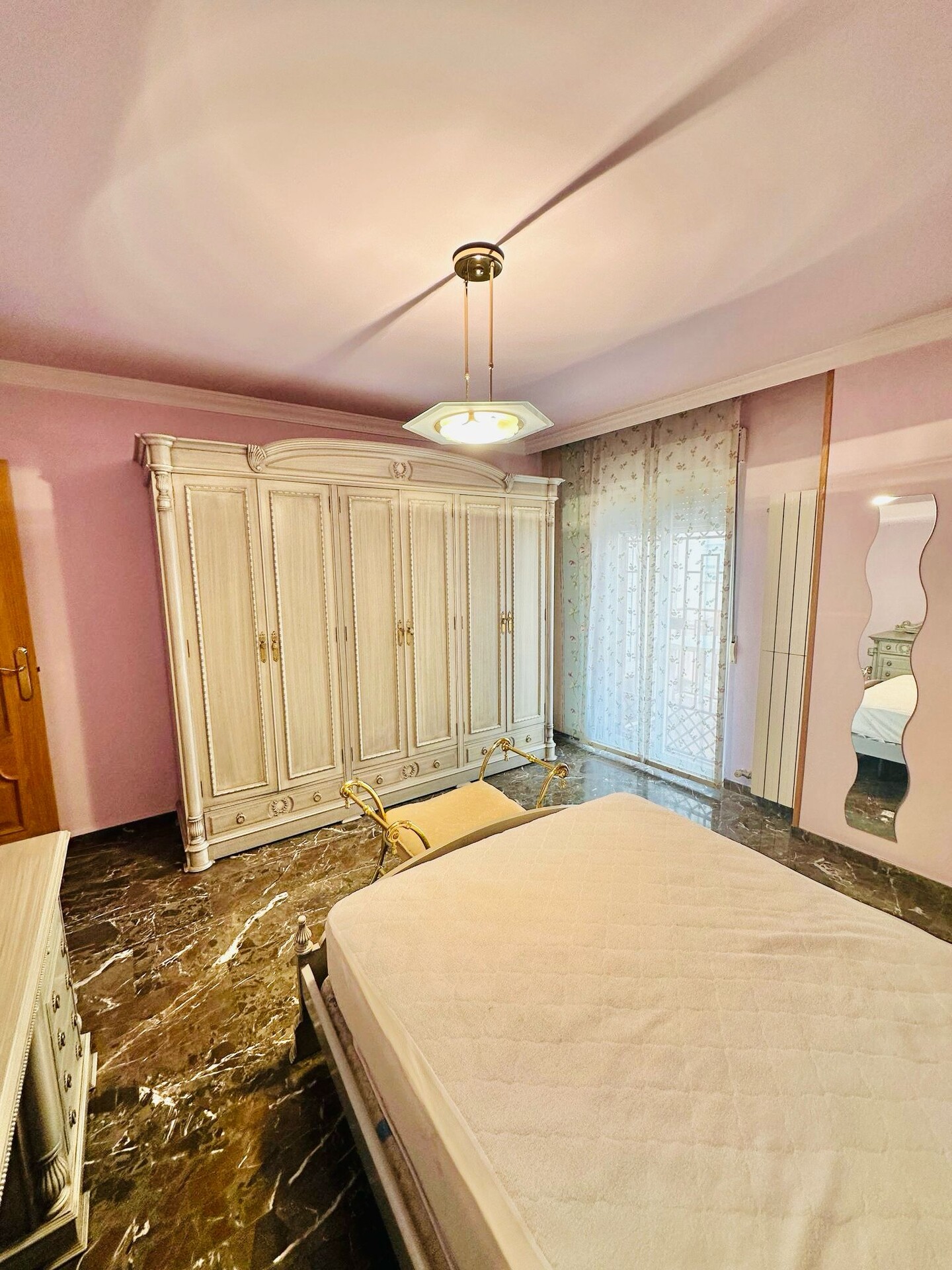 Piso de 85 m² en Granada
