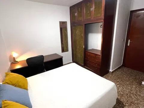 Habitación 90 m², Murcia