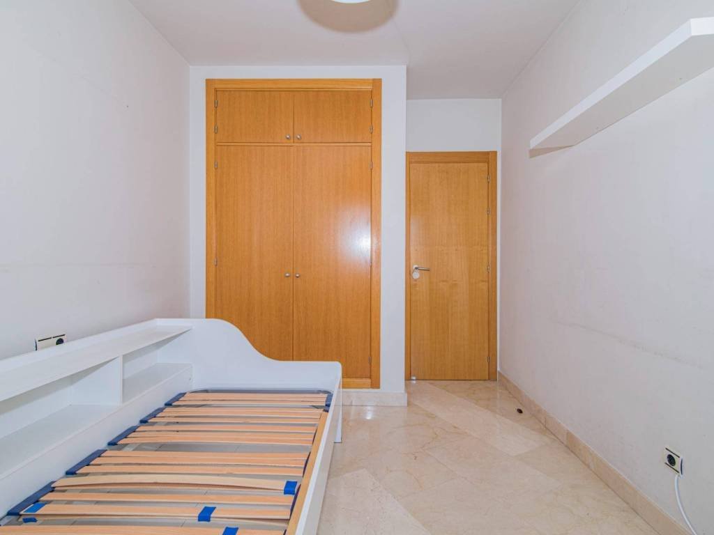 Piso de 101 m² en Granada