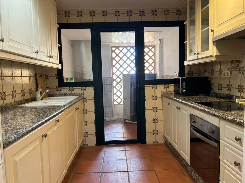 Wohnung 130 m² in Estepona