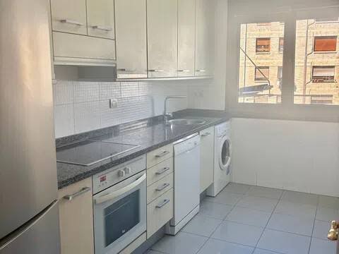 Piso de 89 m² en Oviedo