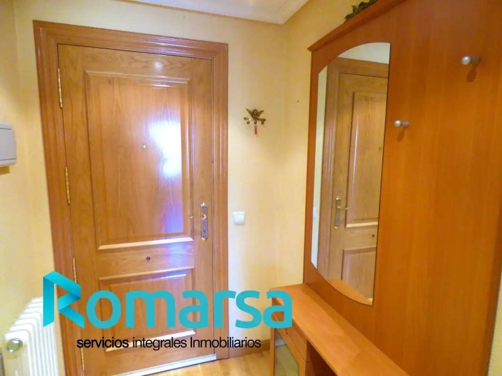 Pis de 90 m² a Àvila