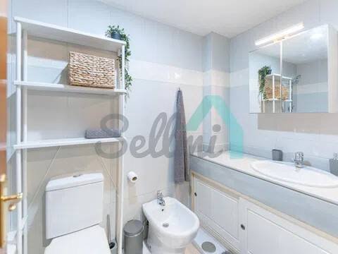 Piso de 66 m² en Oviedo