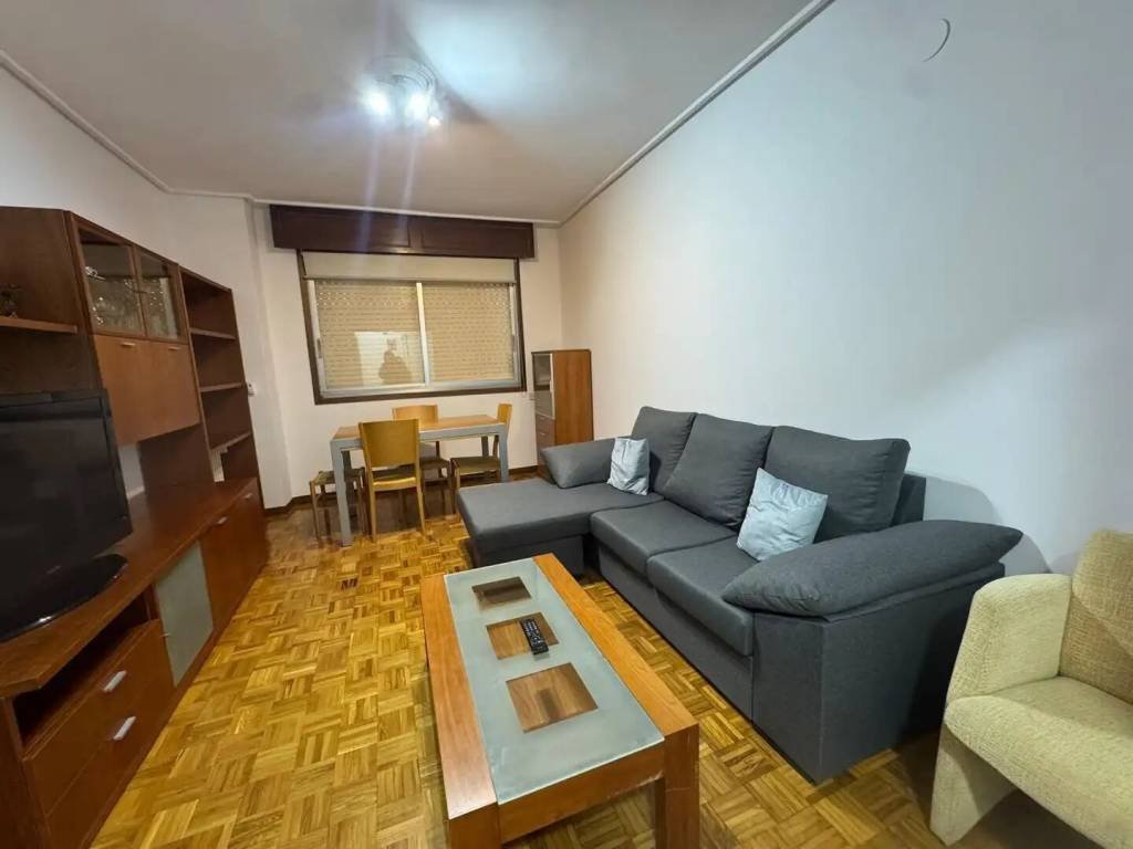 Pis de 92 m² a Ourense