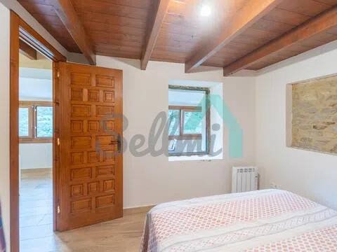Casa de 100 m² en Mieres
