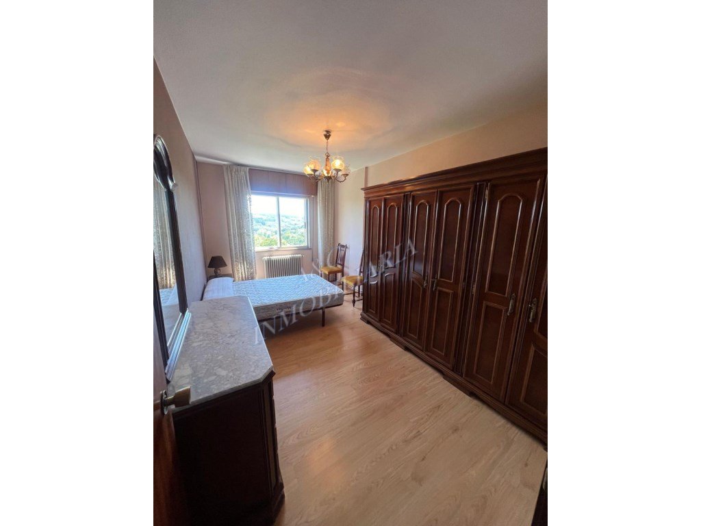 Piso de 90 m² en Lugo