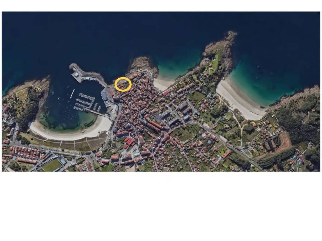 Piso de 100 m² en Sanxenxo