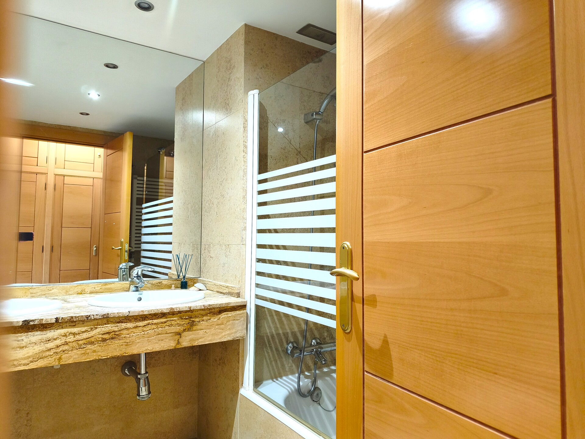 Piso de 335 m² en Zaragoza