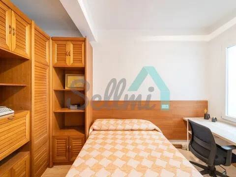 Piso de 212 m² en Oviedo