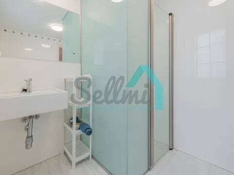 Piso de 166 m² en Oviedo