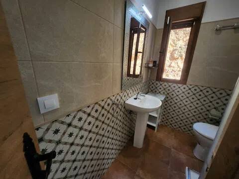 Casa de 100 m² en Alhama de Almería