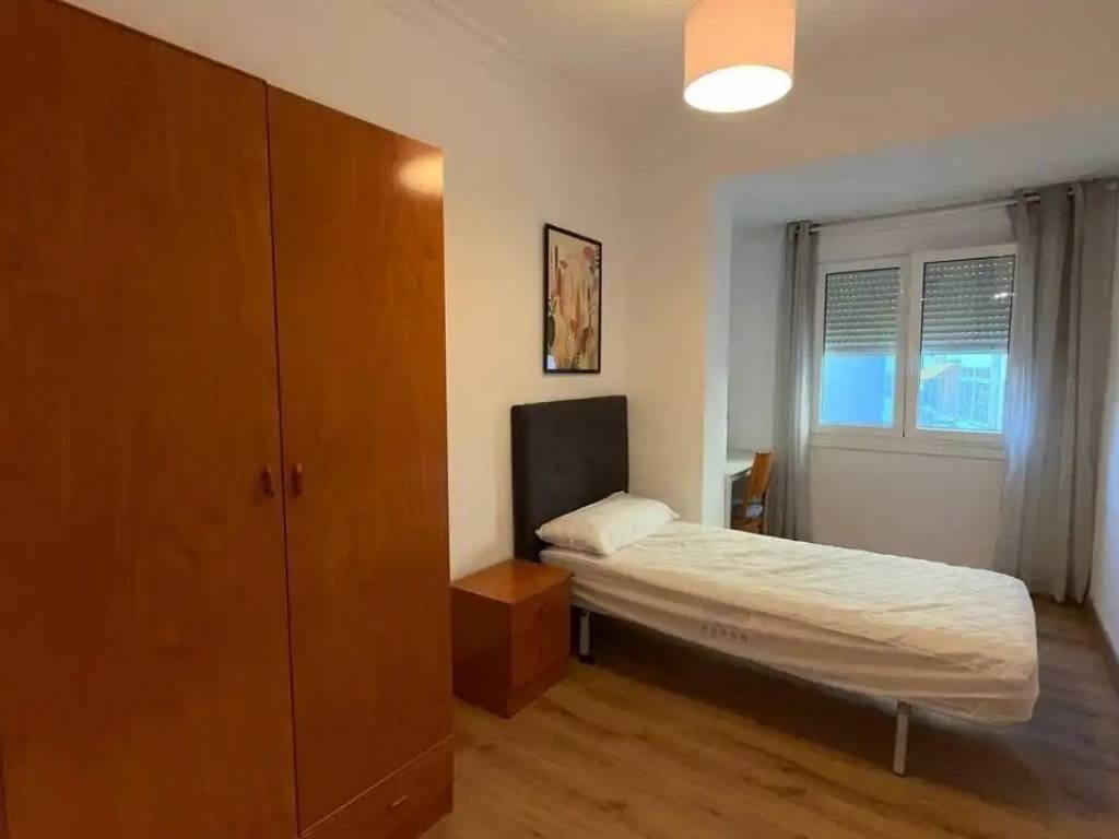 Piso de 95 m² en Ourense