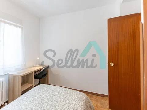 Piso de 127 m² en Oviedo