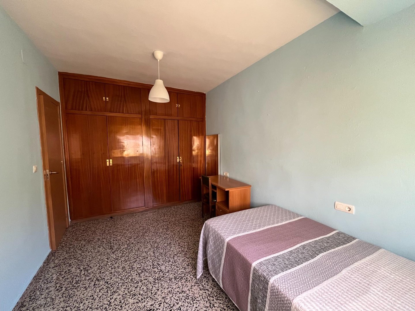 Quarto para alugar, Granada