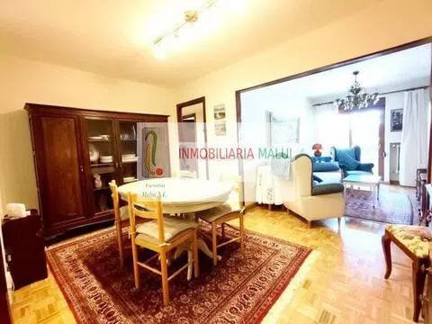 Pis de 94 m² a Oviedo