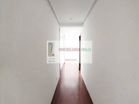 Piso de 180 m² en Oviedo